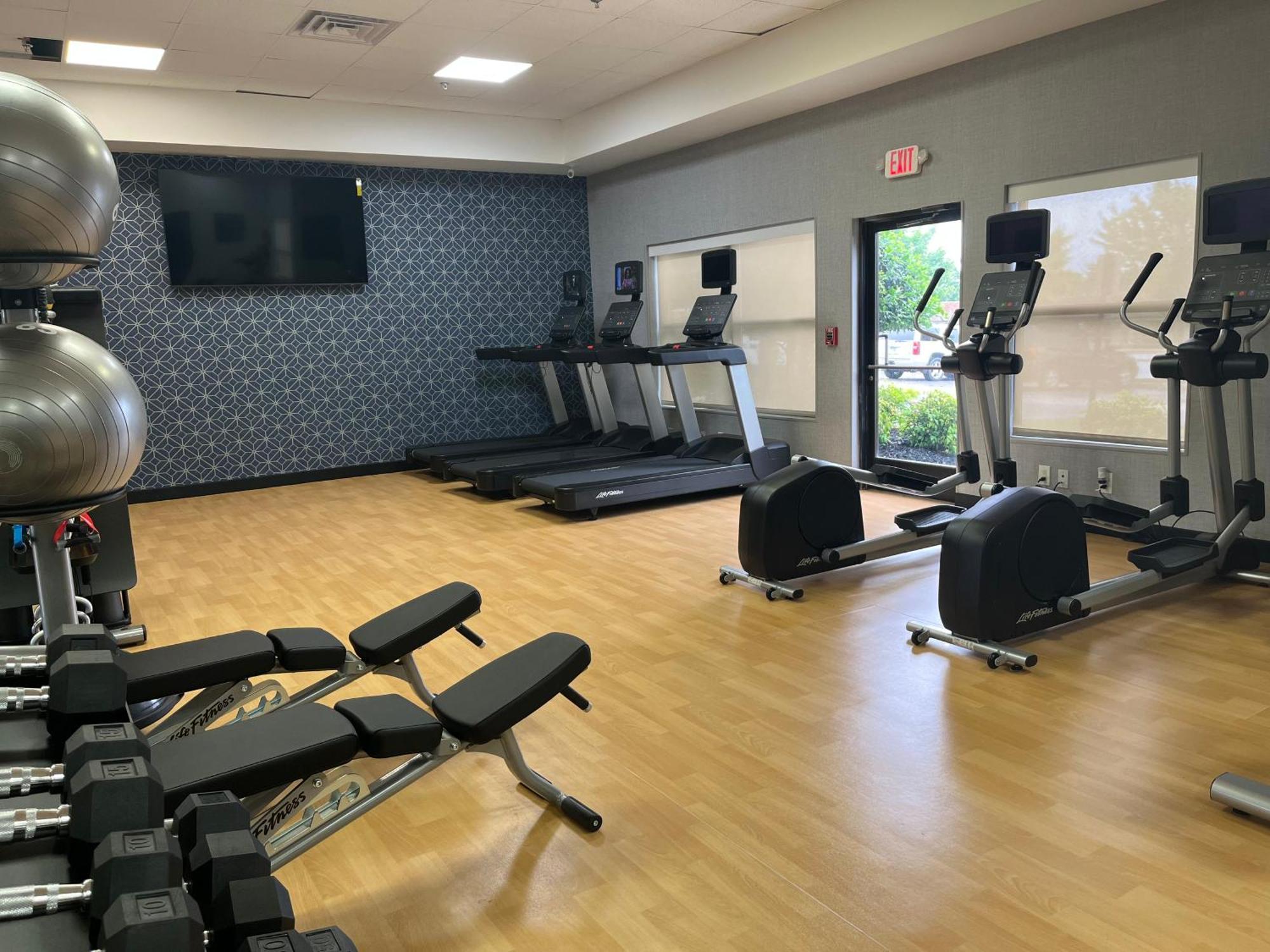 Best Western Plus Hotel&Suites Airport South Forest Park Extérieur photo